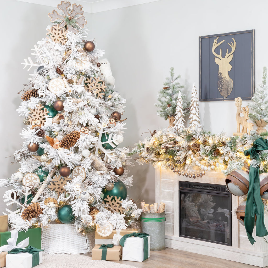 AuldHome Design Farmhouse Ball Ornaments (Set of 6, Gold/Silver); Distressed Metal Glass Ball Vintage Style Christmas Decorations